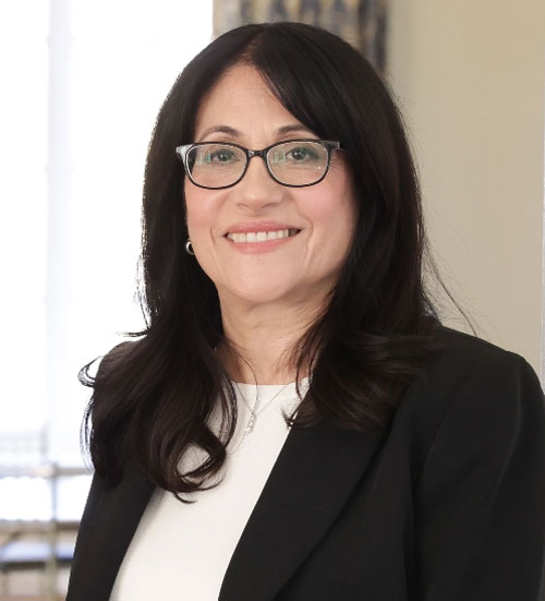 Michele Klimczak headshot